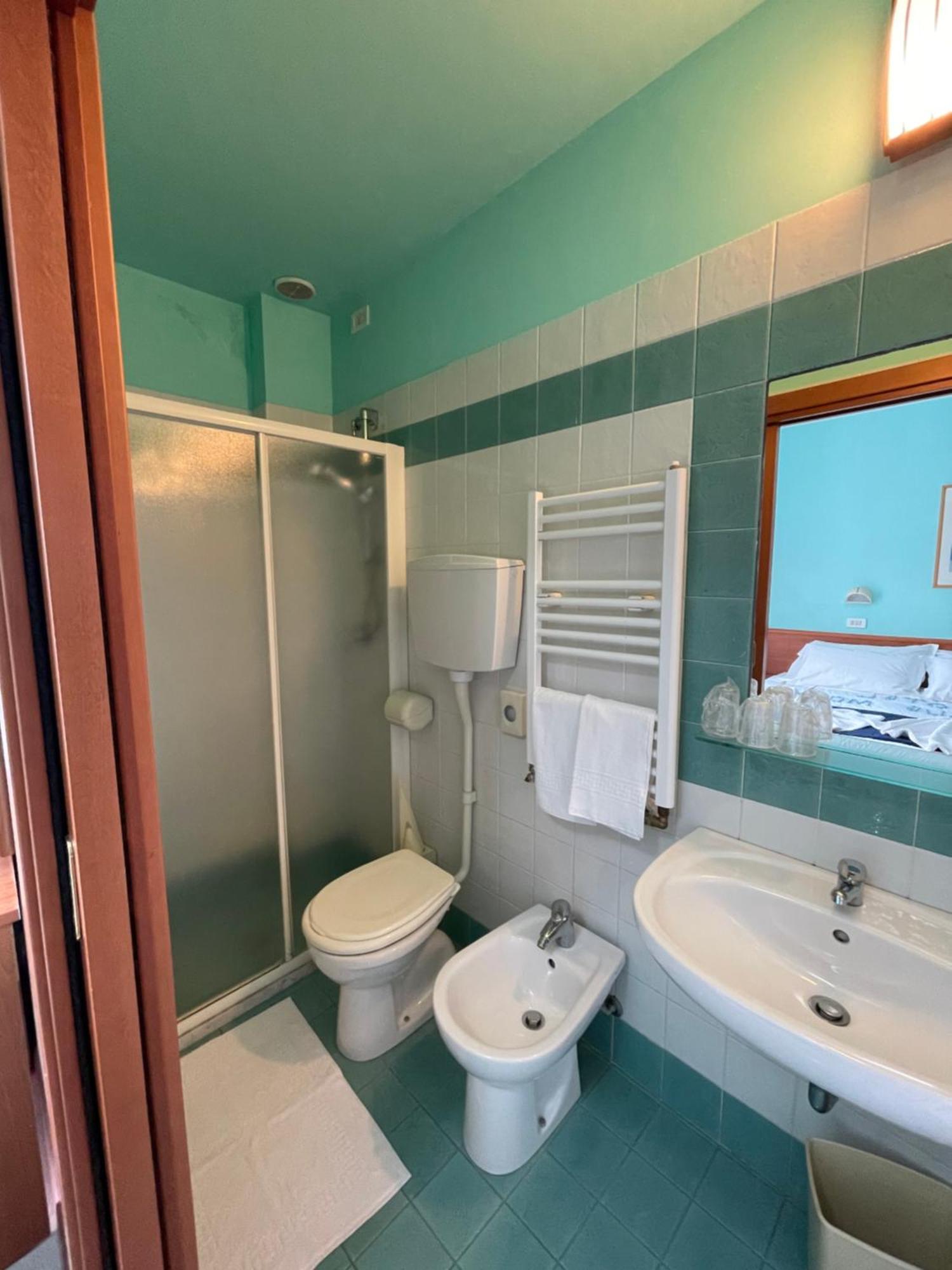 Hotel Blue Moon Rimini Luaran gambar