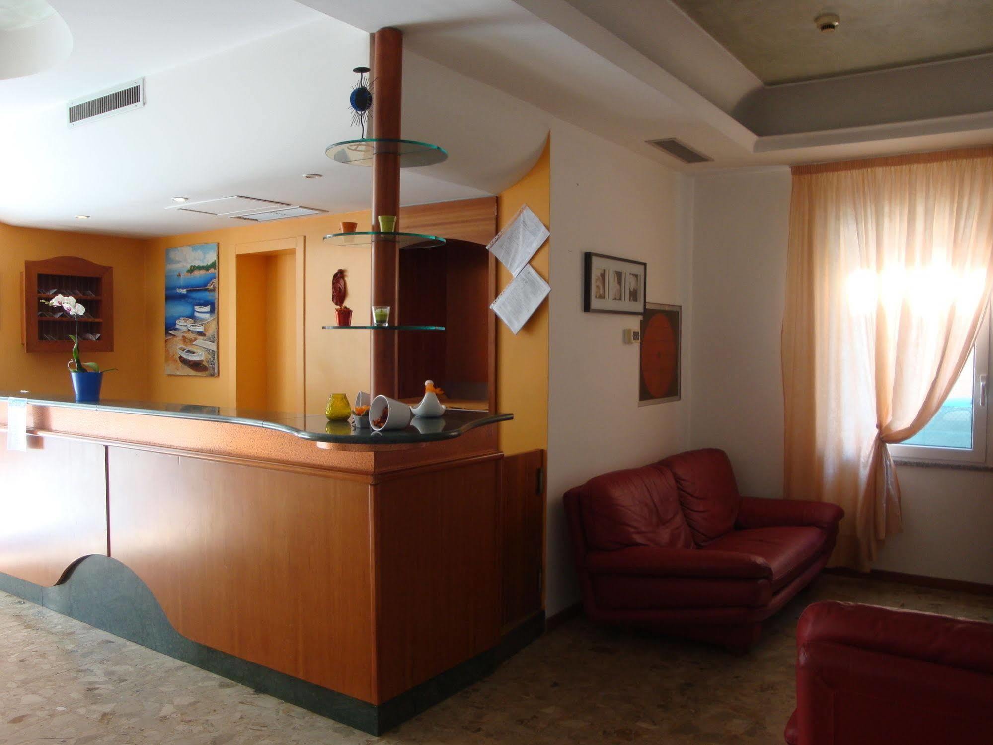 Hotel Blue Moon Rimini Luaran gambar